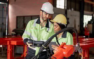 robotic-technician-enable-welding-and-lifting-auto-2025-01-08-09-05-21-utc